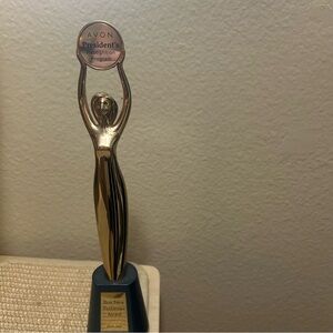Avon Gold Award Trophy President's Recognition